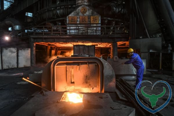境外媒体：中国反击美国拟对进口钢铝征重税