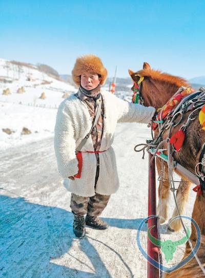 吉林雪乡旅游:有老板3个月赚9万多 人和马都累坏了